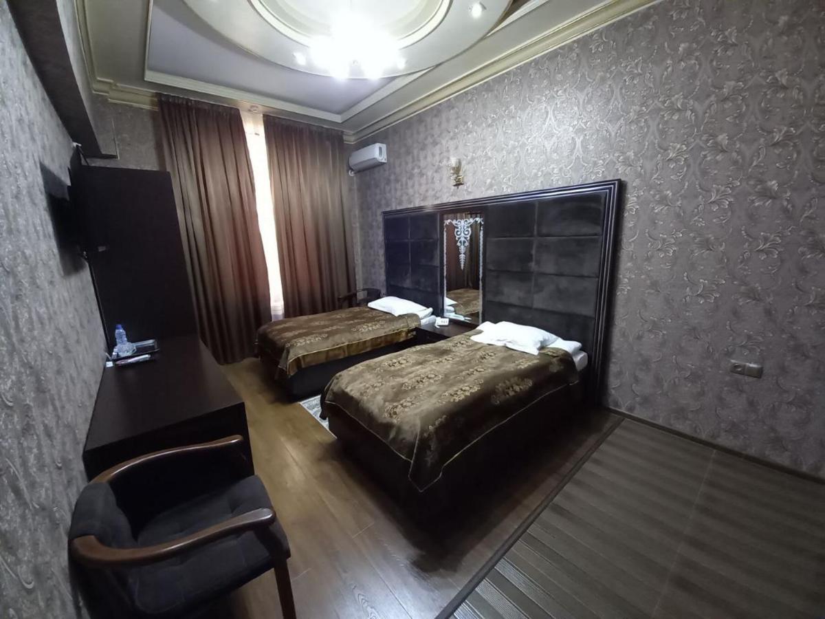 Edem Plaza Hotel Bucara Exterior foto