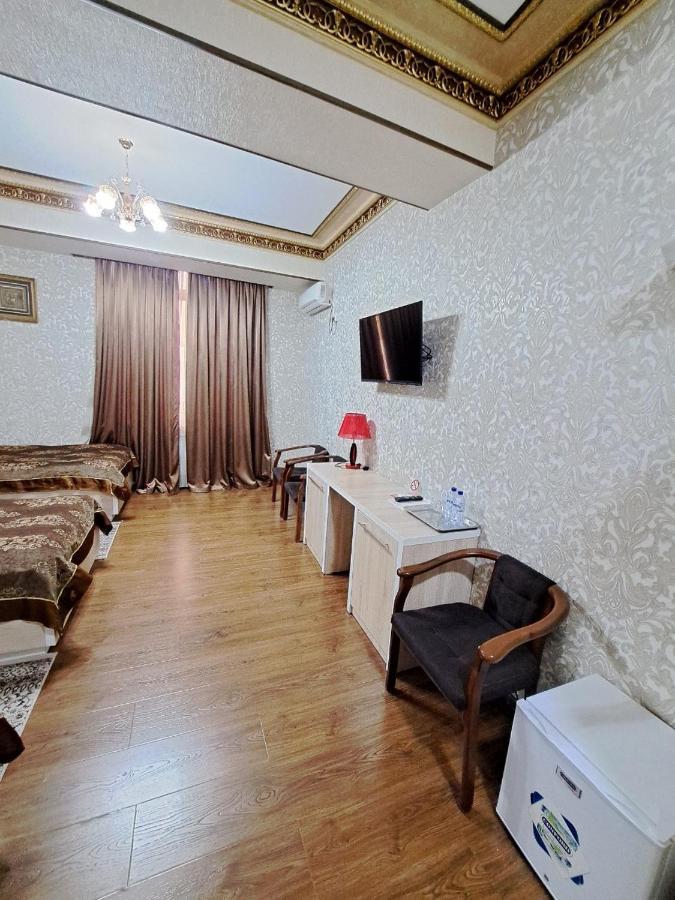 Edem Plaza Hotel Bucara Exterior foto